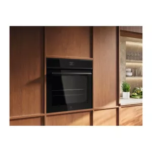 Electrolux ugradna rerna EOE8P39H